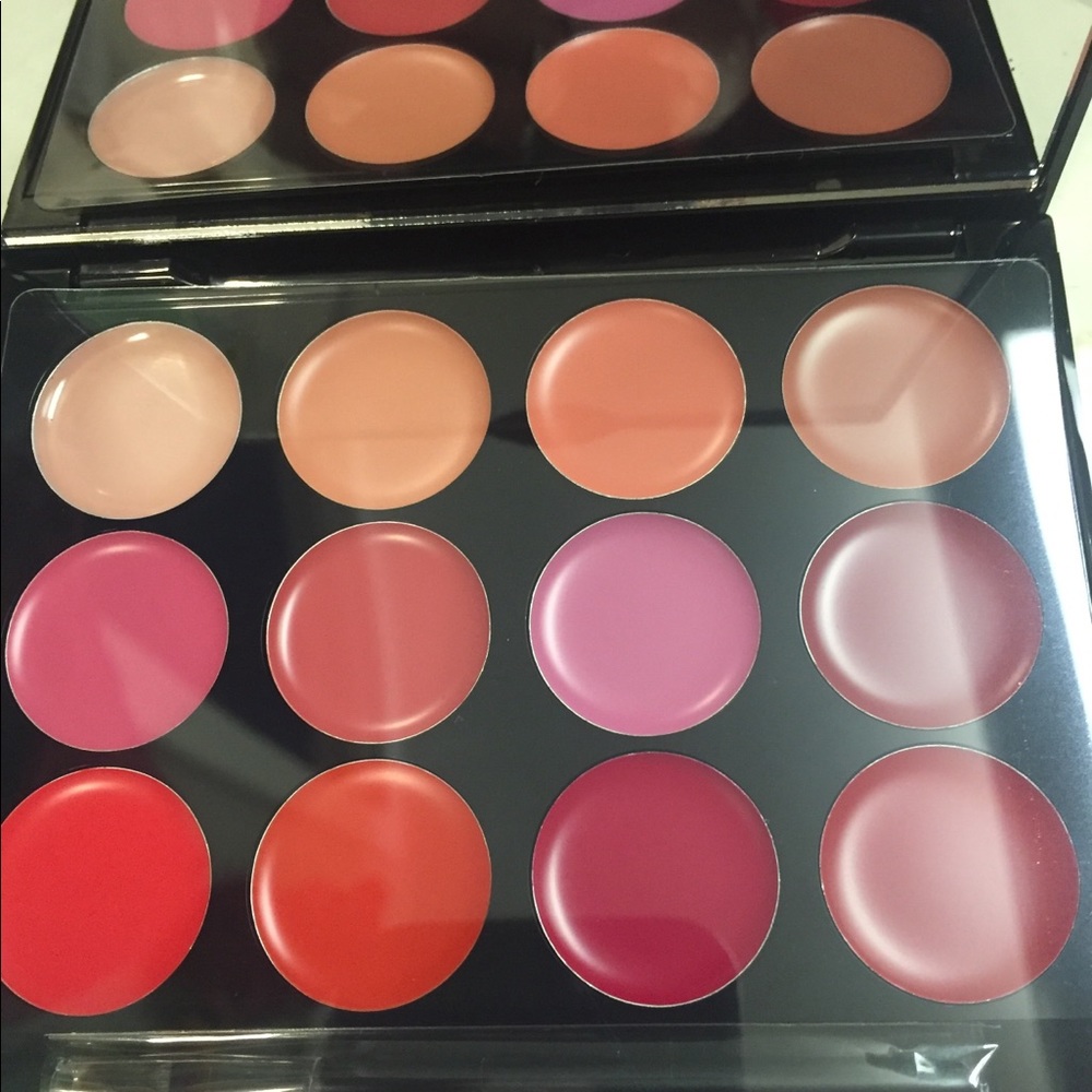 Ish lipstick palette